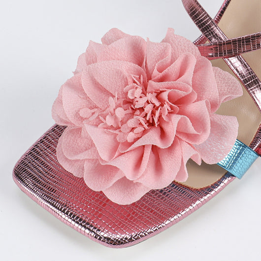 Sandalias de Tacón Alto con Punta Cuadrada y Flores 3D - Image 3