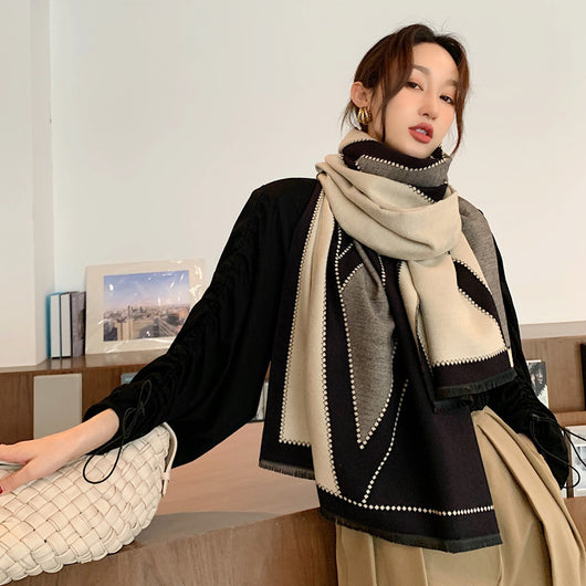 Capa de Lana Elegante para Estudiantes - Image 8
