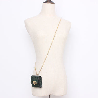 Bolso Cintura Dorado con Cadena - Monedero Compacto y Elegante - Image 3