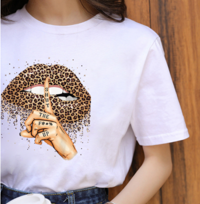 Blusa Estampada con Leopardo y Labios - Estilo Western Casual para Mujer