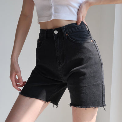 Shorts de Mezclilla con Ruedo Deshilachado - Image 7