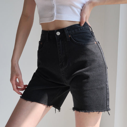 Shorts de Mezclilla con Ruedo Deshilachado - Image 7