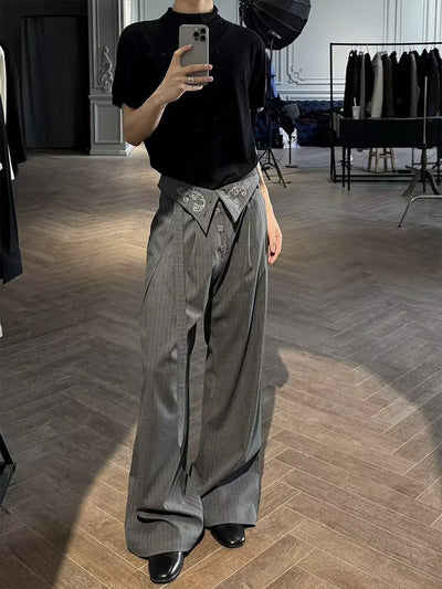 Pantalones Kendo Hombre con Pliegues Drapeados y Rayas Acumuladas - Image 12