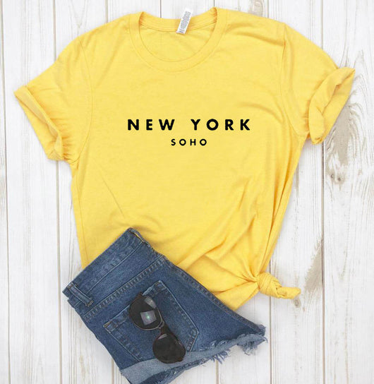 Playera Básica con Estampado de Letras - Diseño Minimalista - Image 4