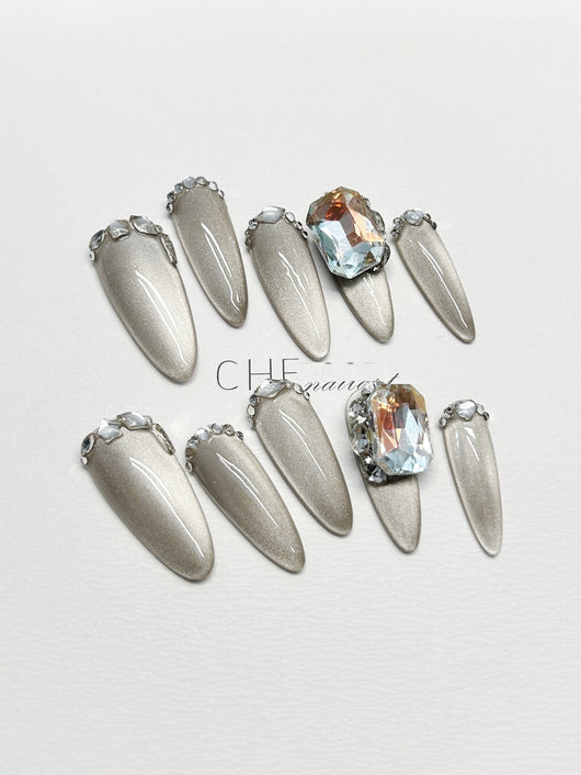 Uñas Postizas Ovaladas Gris Ojo de Gato Premium - Parche de Alta Calidad - Image 9