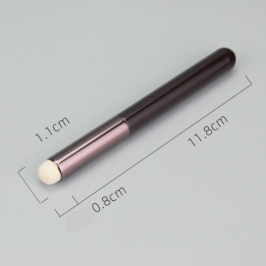 Brocha Difuminadora Multifunción para Labios y Corrector - Image 6