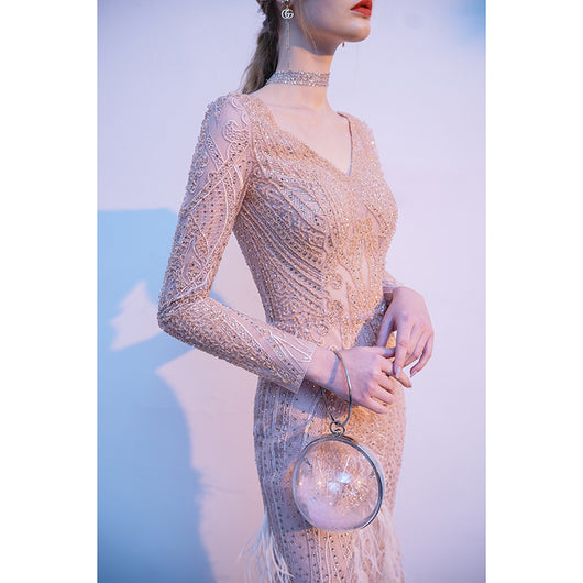 Vestido Dorado con Falda Cola de Pez - Image 3