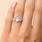 Anillo de Plata con Gota de Agua y Doble Capa de Diamantes para Mujer
