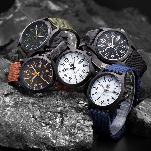 Reloj de Cuarzo con Correa de Lona