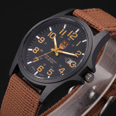 Reloj de Cuarzo con Correa de Lona - Image 2