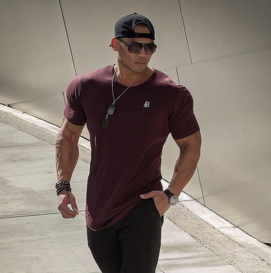Playera Clásica de Manga Corta para Hombre - Image 5