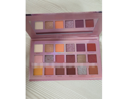 Paleta de 18 Sombras Pearladas y Mate en Tonos Tierra - Image 8