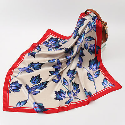 Pañuelo Grande Cuadrado con Diseño Floral Minimalista - Image 8