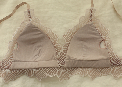 Conjunto de Lencería Francesa Satinada sin Costuras - Comodidad y Elegancia - Image 10