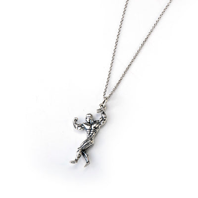 Collar Colgante Hombre Musculoso en Plata 925 - Image 4