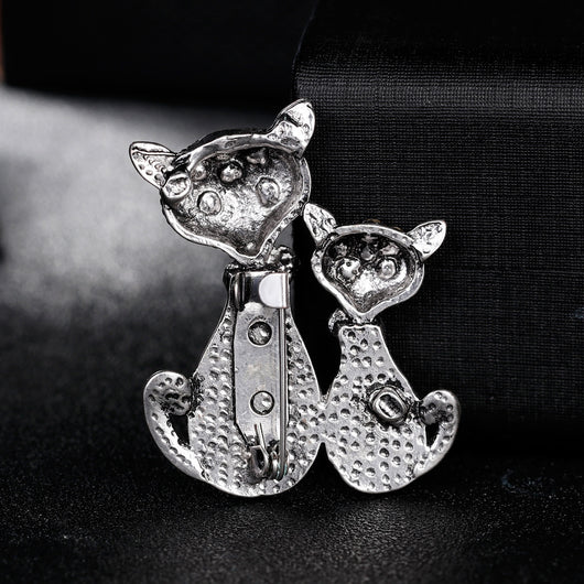 Broche Gatito Adorable con Corazón - Image 4