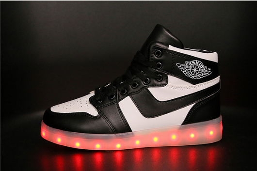 Zapatillas Deportivas LED Alto Perfil con Carga USB - Image 6