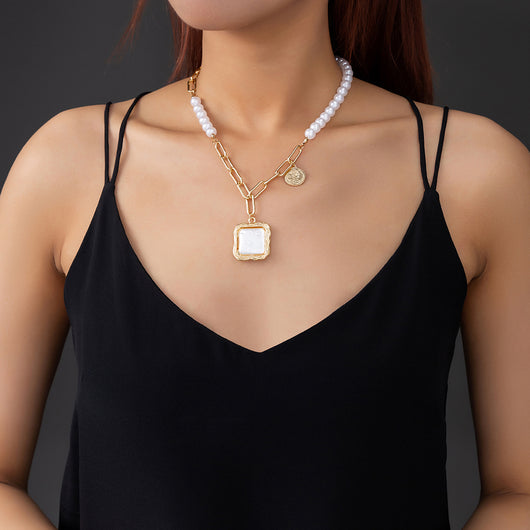 Collar Elegante de Perlas Estilo Barroco - Image 12