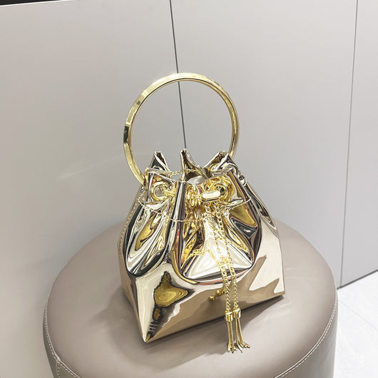 Bolso Mensajero de Cadena Metálica para Mujer - Image 10