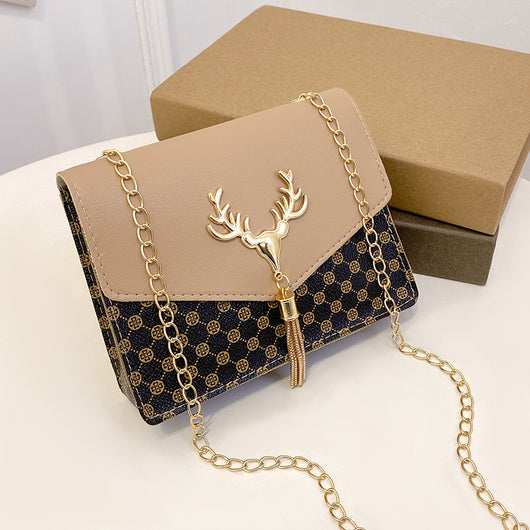 Bolso Crossbody Cuadrado Pequeño con Cadena y Detalle de Borla - Diseño Bicolor Elegante - Image 9
