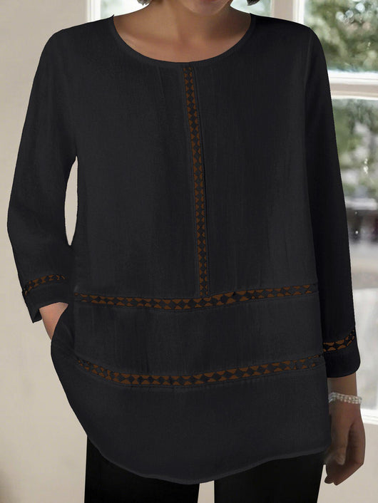 Blusa Semitransparente con Cuello Redondo y Detalles Calados - Image 7