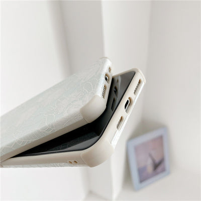 Funda para Celular con Flores de Encaje - Image 3