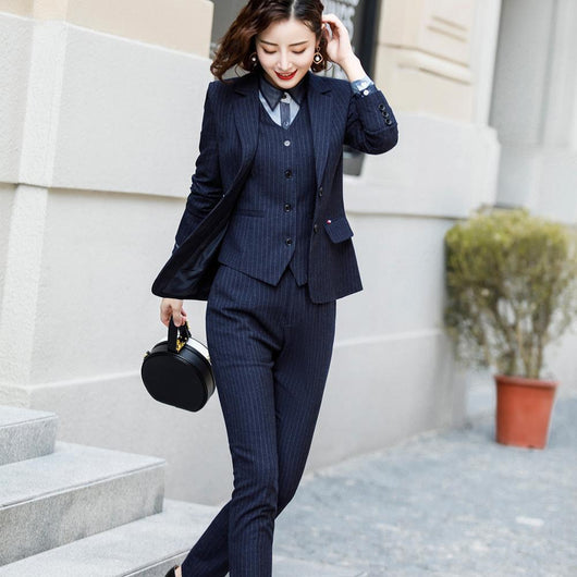 Traje Ejecutivo Femenino de Temperamento y Elegancia para Trabajo Formal - Image 2