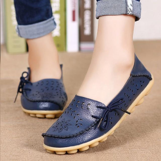 Zapatos Bajos Cómodos para Mamá con Diseño Perforado - Image 12