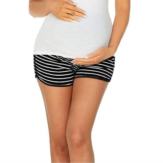 Shorts Maternales Cómodos con Cintura Elástica y Rayas - Image 3