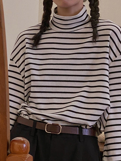 Camiseta Suelta a Rayas de Manga Larga para Mujer - Image 12
