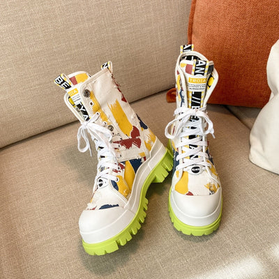 Botas de Lona con Estilo Graffiti - Image 2