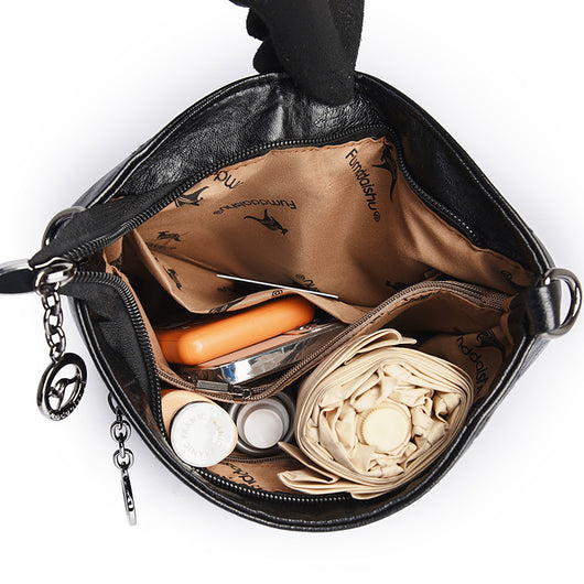 Bolso Bucket de Cuero Genuino con Grabado - Gran Capacidad para Mujer - Image 5