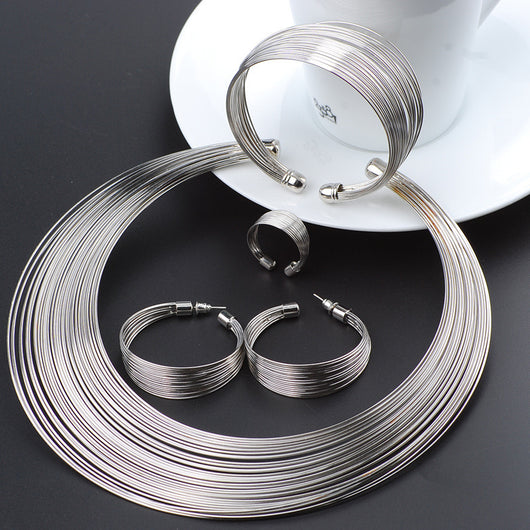 Juego de Aretes de Rayas Metálicas - Image 6