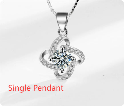 Dije de Trébol de Cuatro Hojas en Plata - Elegancia y Buena Suerte - Image 8