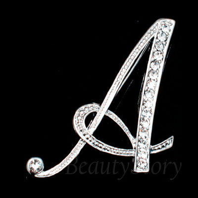 Broche de letra con diamantes - Image 36