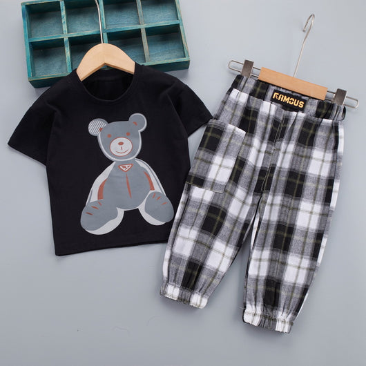 Conjunto Infantil Osito Cartoon: Playera Manga Corta y Pantalón Cuadros - Image 2