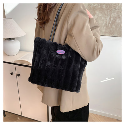 Bolso Tote Grande de Felpa para Otoño e Invierno - Image 14