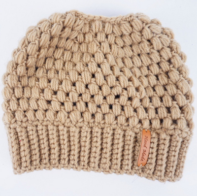 Gorro de Invierno Tejido con Agujero para Coleta - Diseño Europeo Elegante - Image 18