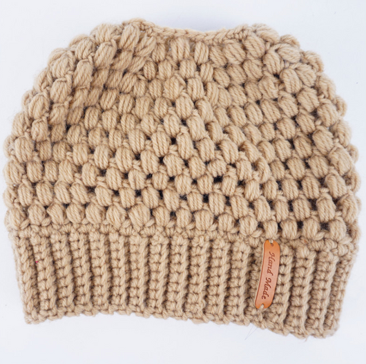 Gorro de Invierno Tejido con Agujero para Coleta - Diseño Europeo Elegante - Image 18