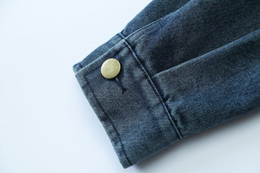 Chaqueta Denim Vintage con Bordado de Pareja - Image 12