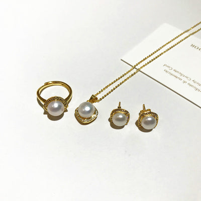 Conjunto de Joyería de Perlas Naturales: Collar, Aretes y Anillo