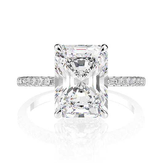 Anillo de Esmeralda Rectangular Tallado con Flor y Punta Redonda