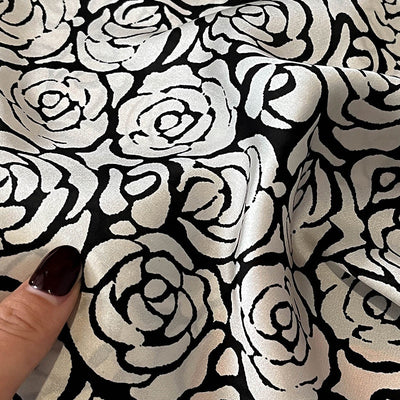 Pañuelo de Seda Estampado Versátil - Banda Decorativa para Cabello y Accesorios - Image 17