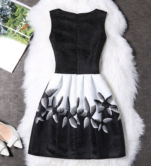 Vestido Slim Estampado sin Mangas - Diseño Moderno y Favorecedor - Image 5