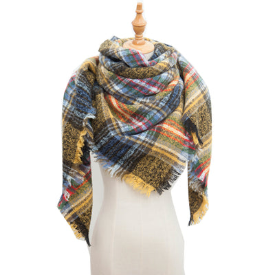 Chal Triangular Escocés para Otoño e Invierno - Amplio y Versátil - Image 21