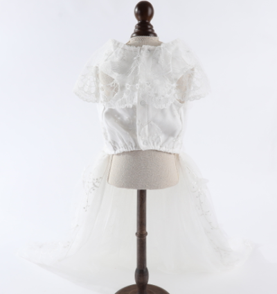 Vestido de Boda Elegante para Mascotas con Cola Bordada - Image 10