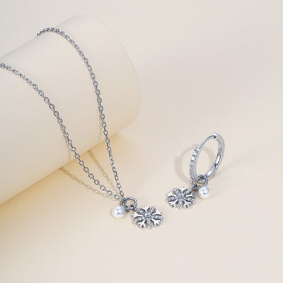 Aretes de Plata S925 con Perla y Diseño de Copo de Nieve - Image 4