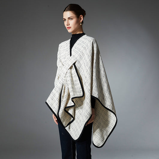 Par de Chales Beige con Hebilla para Otoño e Invierno