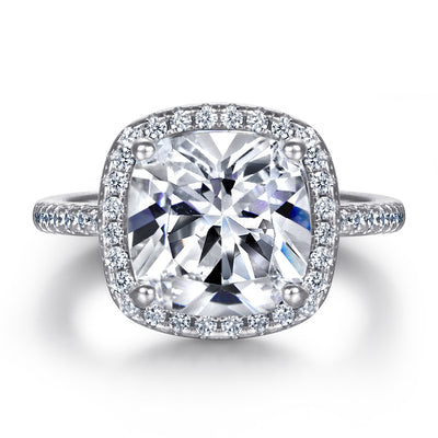 Anillo de Boda Oro Rosa con Diseño Minimalista y Detalle Exagerado de Rosa - Image 5