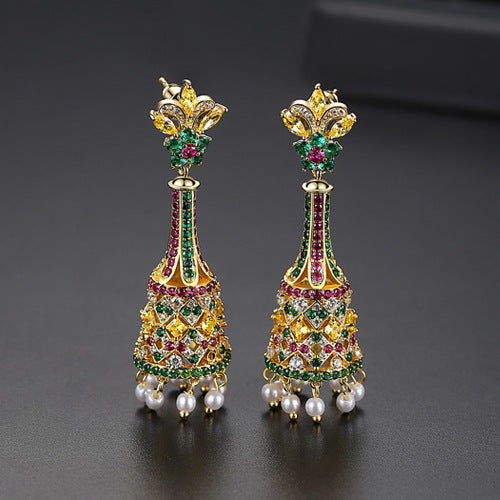 Aretes Largos Dorados Retro con Perlas - Pendientes Elegantes para Eventos